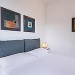 Panorama *